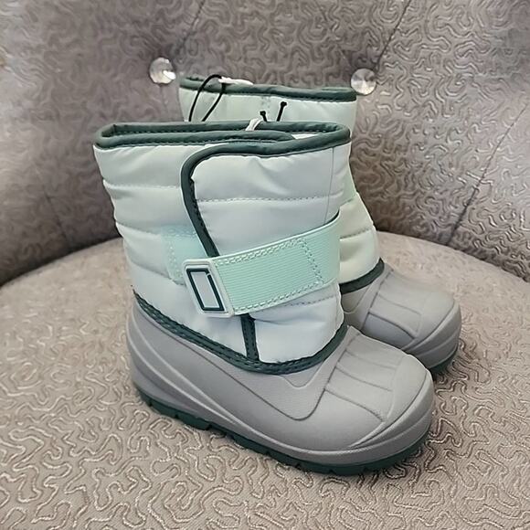 Cat & Jack Warm Waterproof Winter Boots, NWOT, Size Little Kids 7 - Picture 1 of 6